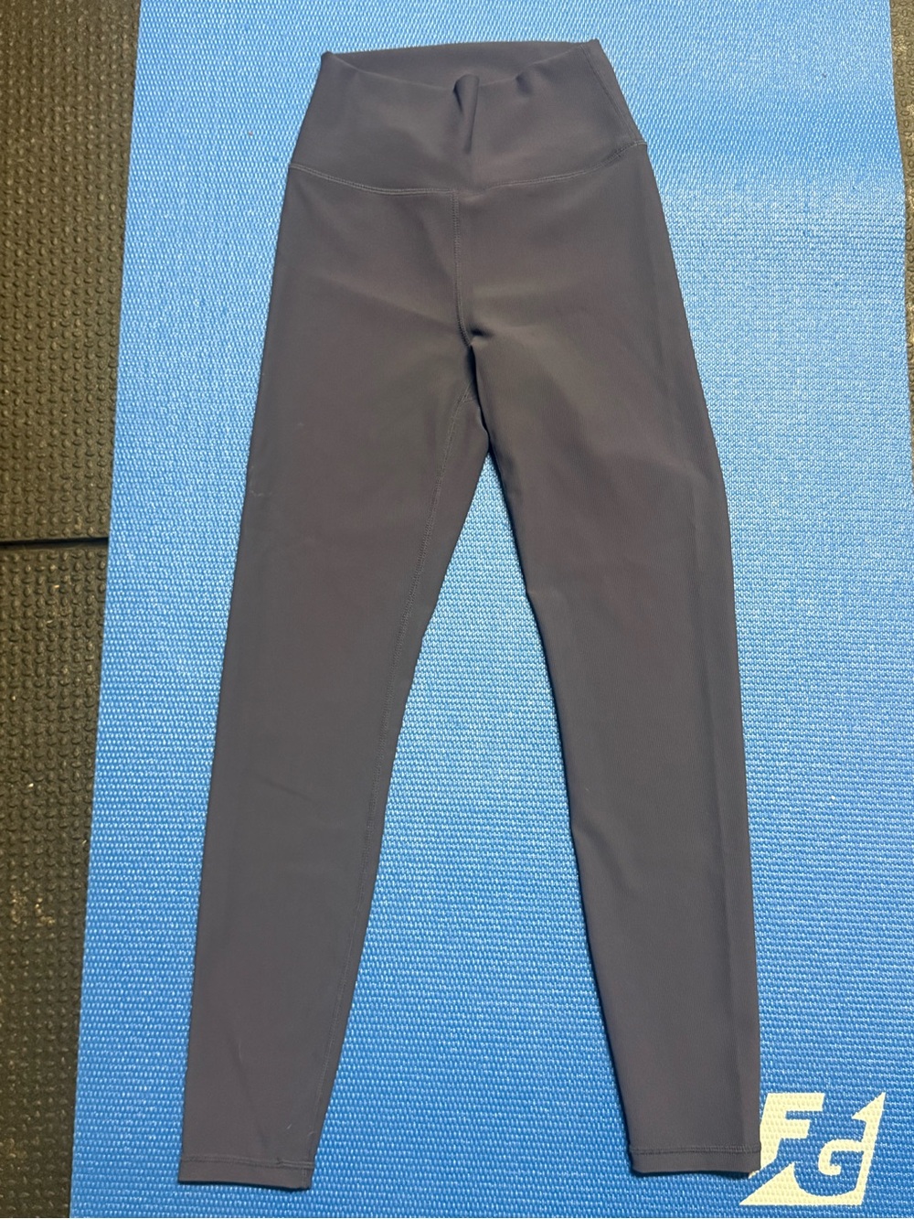 Girls High-Waist Navy Performance Leggings